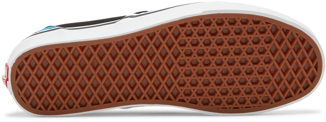 Vans Classic Slip-On 'Butterfly Checkerboard' dalam corak rama-rama. VN0A5AO85KK Shop Vans Classic Slip-On 'Butterfly Checkerboard' dalam corak rama-rama. VN0A5AO85KK