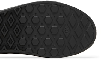 Vans Trek 無帶懶人鞋「黑色」型號 VN0A5HF8BLK Purchase Vans Trek 無帶懶人鞋「黑色」型號 VN0A5HF8BLK