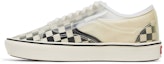 Lookbook Vans ComfyCush Slip-Skool 'Checkerboard - Putih' VN0A4P3E5GX