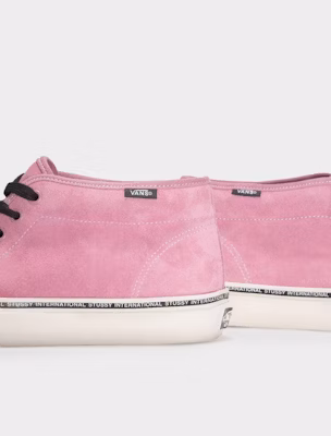 Stussy x Vans Chukka LX 'Rose' VN0A3GRXOYF Sizing Stussy x Vans Chukka LX 'Rose' VN0A3GRXOYF