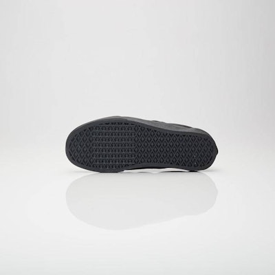 Karl Lagerfeld x Vans Classic Slip-On 'Quilt' Lelaran Quilted VN0A38F7OEI Shop Karl Lagerfeld x Vans Classic Slip-On 'Quilt' Lelaran Quilted VN0A38F7OEI