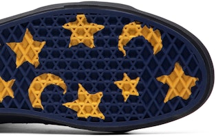 Disney x Vans Sk8-Hi 'El Aprendiz de Hechicero' VN0A38GEUPP Purchase Disney x Vans Sk8-Hi 'El Aprendiz de Hechicero' VN0A38GEUPP