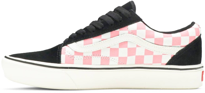 Vans Comfycush Old Skool ‘拼接’ 运动鞋 VN0A3WMAVNX Lookbook Vans Comfycush Old Skool ‘拼接’ 运动鞋 VN0A3WMAVNX