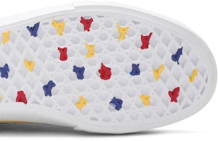 Brighton Zeuner x Vans Old Skool Pro 'Merah Checker Biru' VN000ZD4W89 Purchase Brighton Zeuner x Vans Old Skool Pro 'Merah Checker Biru' VN000ZD4W89