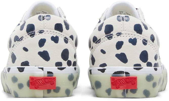 반스 올드 스쿨 NS VLT LX '달마시안' VN0A4UVQ2V2 VN0A4UVQ2V2 Details for 반스 올드 스쿨 NS VLT LX '달마시안' VN0A4UVQ2V2 VN0A4UVQ2V2