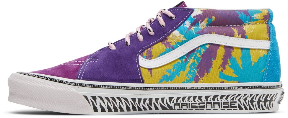 Aries x Vans OG Sk8-Mid LX 'Weed Bright' - Kasut Kolaborasi Ganja Cerah Terbaik VN0A4BVC9X2 Lookbook Aries x Vans OG Sk8-Mid LX 'Weed Bright' - Kasut Kolaborasi Ganja Cerah Terbaik VN0A4BVC9X2
