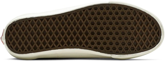 Vans OG Old Skool LX 'Hitam Biru Insignia' VN0A38FWVYY Shop Vans OG Old Skool LX 'Hitam Biru Insignia' VN0A38FWVYY