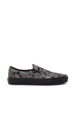 Opening Ceremony x Vans Slip-On LX 'Qi Pao II Hitam' VN0A32QNPQE Order Opening Ceremony x Vans Slip-On LX 'Qi Pao II Hitam' VN0A32QNPQE