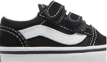 (TD) 范斯老学校V黑色款 VN000D3YBLK Order (TD) 范斯老学校V黑色款 VN000D3YBLK