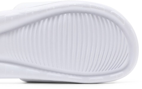 耐克维多利亚一代拖鞋“白色” CN9675-100 Purchase 耐克维多利亚一代拖鞋“白色” CN9675-100