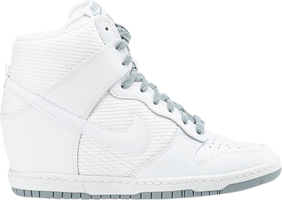 Nike sky sales high dunks white