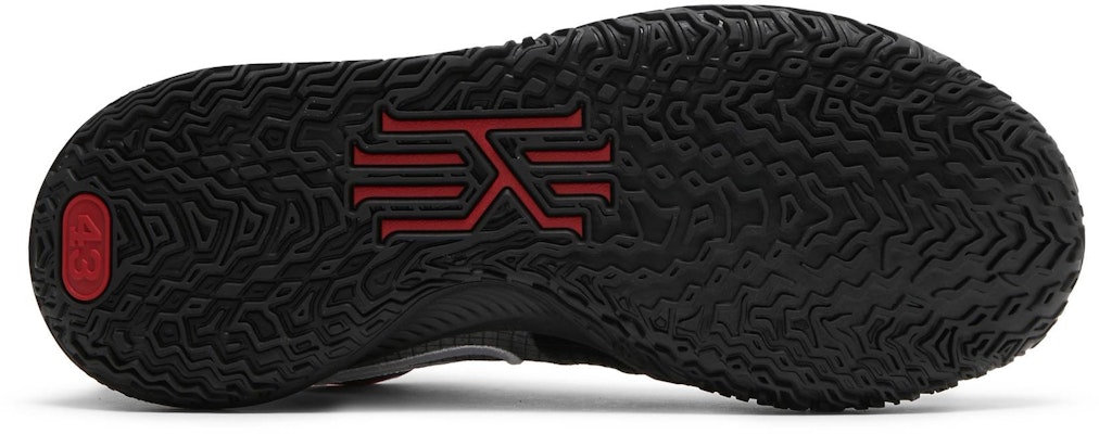 Nike Kyrie Low 4 'Bred' Lelaki Wanita Sneakers CW3985-006 Shop Nike Kyrie Low 4 'Bred' Lelaki Wanita Sneakers CW3985-006