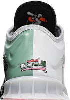 太空大灌篮 x Nike LeBron 18 Low '兔八哥 x 火星叔叔' CV7562-005 Sizing 太空大灌篮 x Nike LeBron 18 Low '兔八哥 x 火星叔叔' CV7562-005