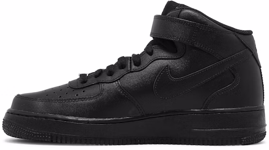 Nike Air Force 1 Mid '07 'Triple Black' Sepatu Hitam Polos Pria CW2289-001 Lookbook Nike Air Force 1 Mid '07 'Triple Black' Sepatu Hitam Polos Pria CW2289-001