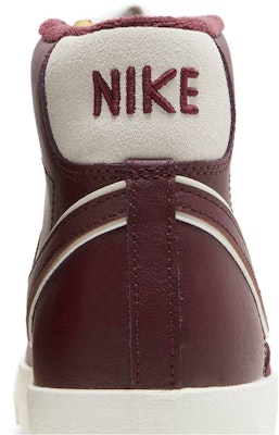 Nike Blazer Mid '77 Premium 'Paket Kampus - Night Maroon' DQ7672-600 Sizing Nike Blazer Mid '77 Premium 'Paket Kampus - Night Maroon' DQ7672-600