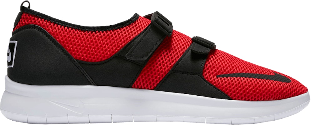 Red nike 2025 sock shoes
