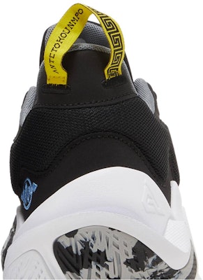 Nike Giannis Immortality 2 'Hitam University Blue' DM0825-001 Sizing Nike Giannis Immortality 2 'Hitam University Blue' DM0825-001
