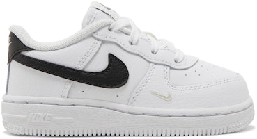 (TD) Nike Force 1 Low SE '40th Anniversary - Putih Hitam' FJ2888-100 Buy (TD) Nike Force 1 Low SE '40th Anniversary - Putih Hitam' FJ2888-100