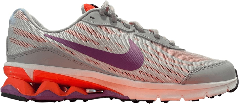 Nike reax orange on sale
