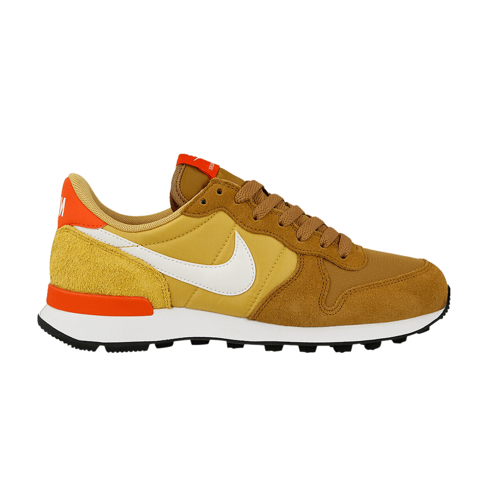 nike bronze internationalist
