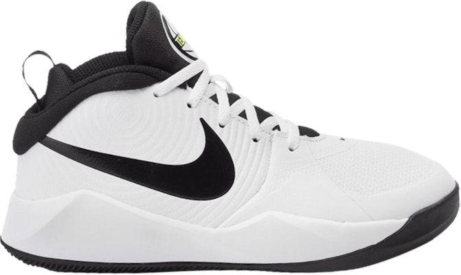 Nike team hustle white best sale