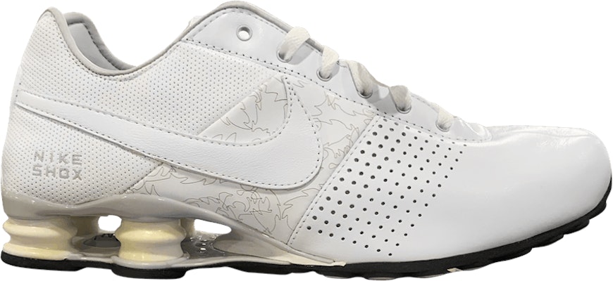 Nike shox deliver white best sale