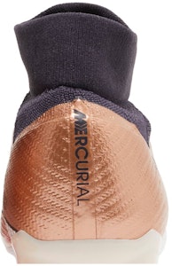 나이키 줌 머큐리얼 슈퍼플라이 9 프로 FG '제너레이션 팩' DR5939-810 Sizing 나이키 줌 머큐리얼 슈퍼플라이 9 프로 FG '제너레이션 팩' DR5939-810