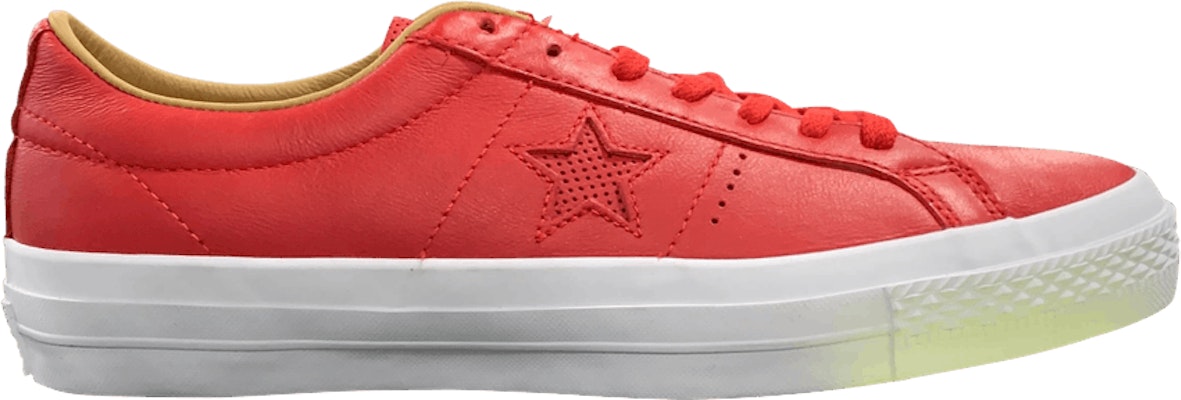 Casino 2025 red converse