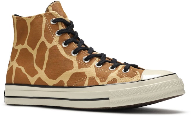 Giraffe 2025 print converse