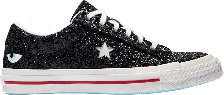 Chiara ferragni 2025 one star