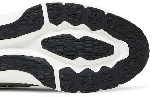 ASICS Novablast 'Smoke Grey' 1201A133-021 Purchase ASICS Novablast 'Smoke Grey' 1201A133-021