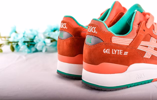 Asics top fresh salmon