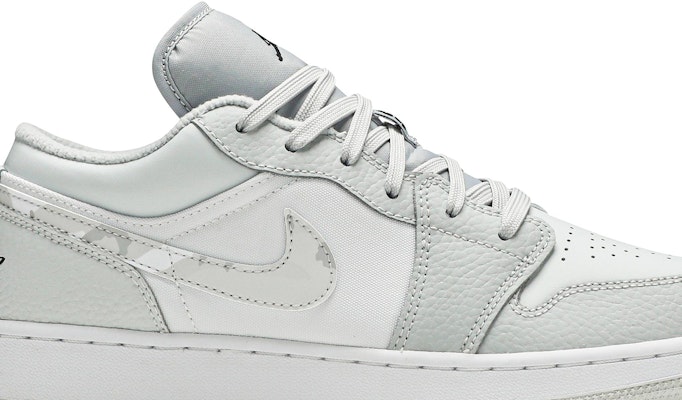White camo best sale jordans
