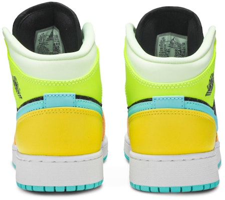 (Grade School) Air Jordan 1 Mid SE 'Clover' bq6931-037 Details for (Grade School) Air Jordan 1 Mid SE 'Clover' bq6931-037