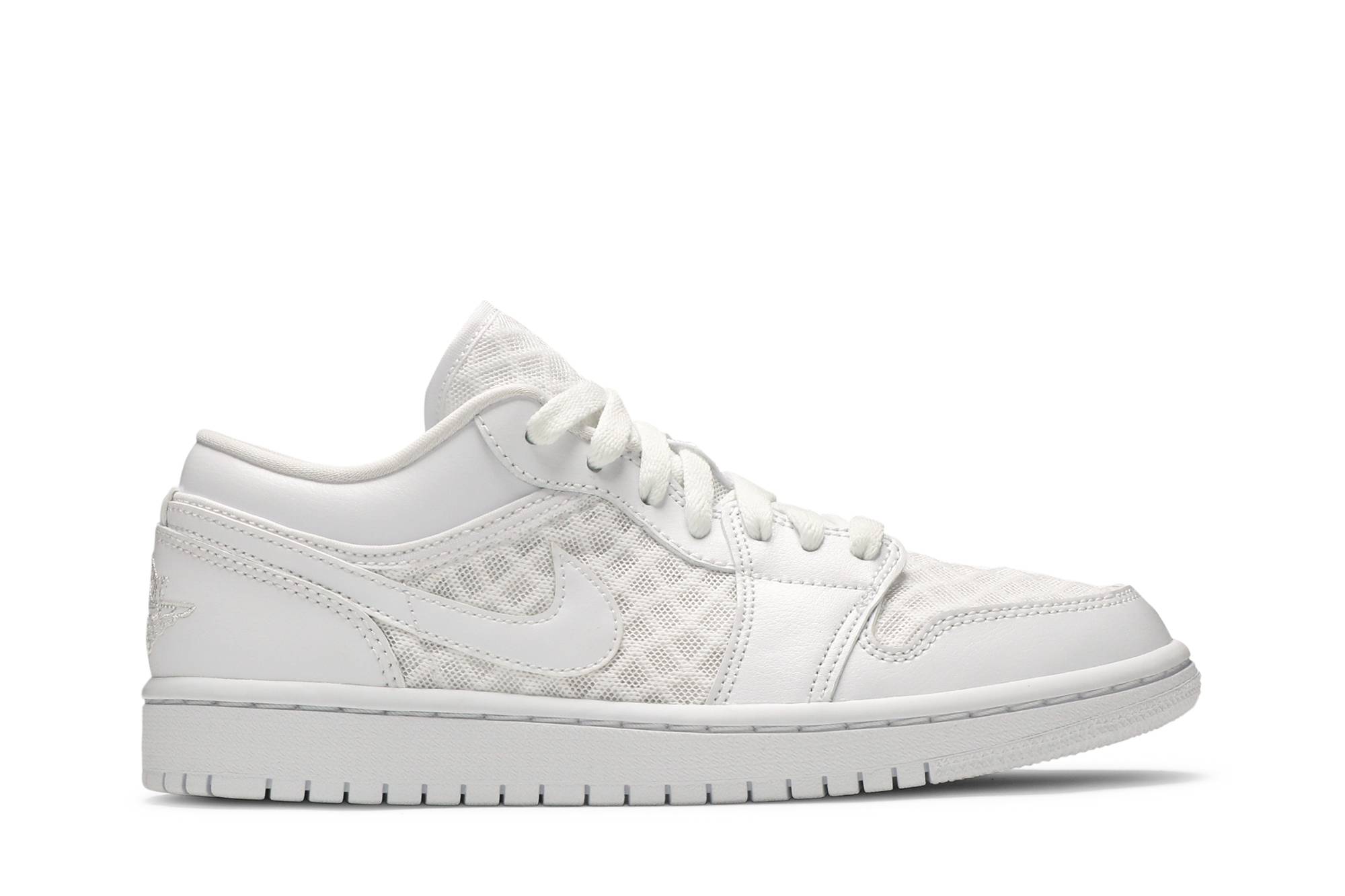 nike wmns air jordan 1 low triple white