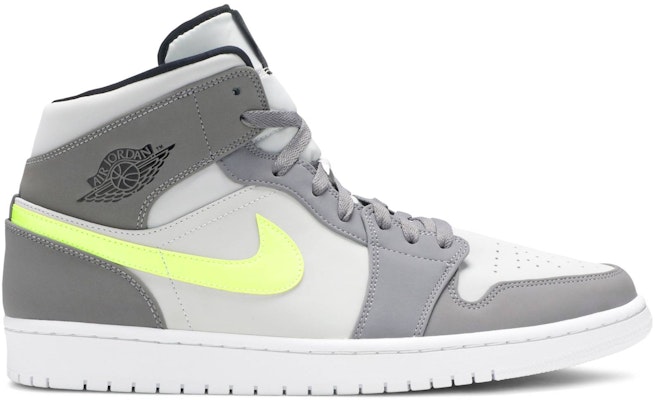 Air jordan 1 mid grey best sale volt