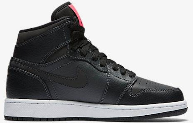 (Anak Sekolah) Air Jordan 1 Retro High 'Hitam Merah Jambu' 332148-004 Lookbook (Anak Sekolah) Air Jordan 1 Retro High 'Hitam Merah Jambu' 332148-004
