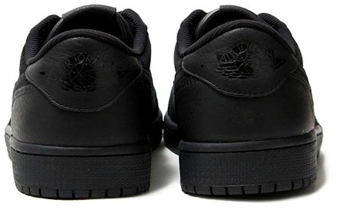 耐克Air Jordan 1 复古低帮OG高级款 '全黑' 919701-010 Shop 耐克Air Jordan 1 复古低帮OG高级款 '全黑' 919701-010