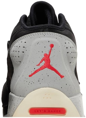 Air Jordan Zion 2 'Hitam Simen' DO9161-060 Sizing Air Jordan Zion 2 'Hitam Simen' DO9161-060