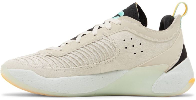 Air Jordan Luka 1 Next Nature 'Coklat Muda Orewood' DR9829-130 Lookbook Air Jordan Luka 1 Next Nature 'Coklat Muda Orewood' DR9829-130