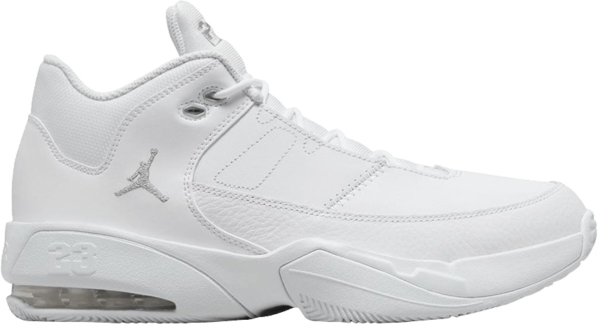 Jordan max aura sales white metallic silver black