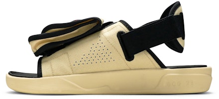 Air Jordan 海滩款拖鞋 CZ0791-200 Lookbook Air Jordan 海滩款拖鞋 CZ0791-200