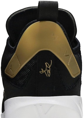 Air Jordan Why Not Zer0.4 'Keluarga' CQ4230-001 Sizing Air Jordan Why Not Zer0.4 'Keluarga' CQ4230-001