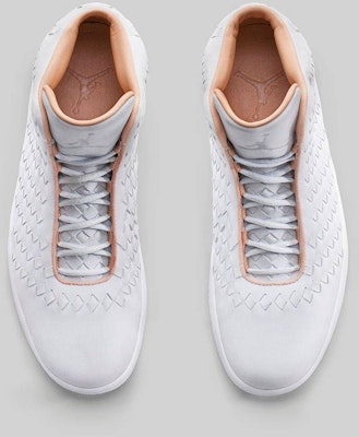 Air Jordan Shine Sepatu Pria 689480-105 Shop Air Jordan Shine Sepatu Pria 689480-105