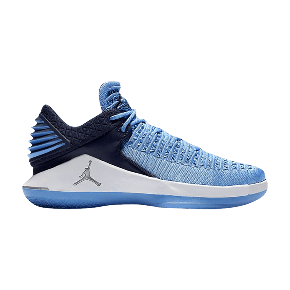 (Grade School) Air Jordan 32 Low 'Win Like 82' AA1257‑401 - AA1257-401 ...