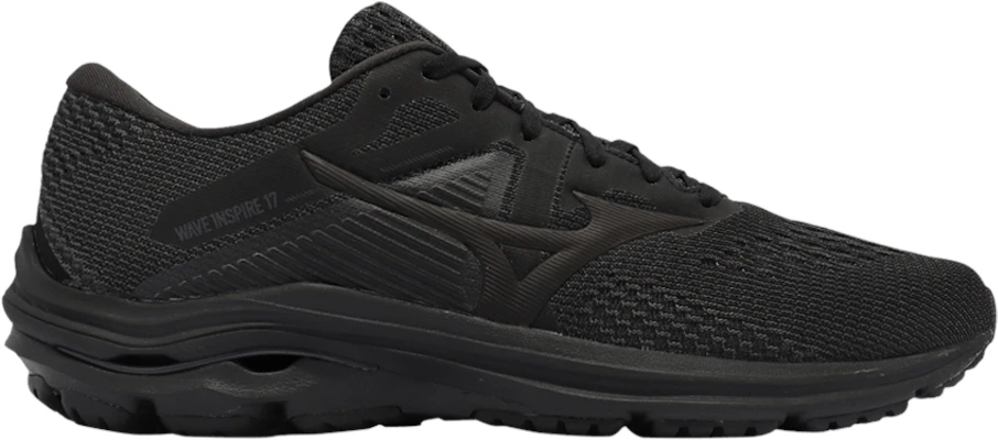 Mizuno triple black 2025