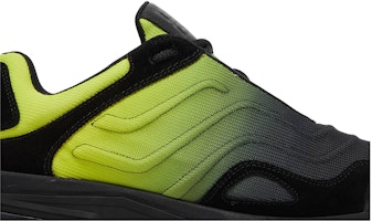 Givenchy GIV 1 Light Runner 'Hitam Kuning' BH005FH13C-003 Order Givenchy GIV 1 Light Runner 'Hitam Kuning' BH005FH13C-003
