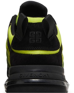 Givenchy GIV 1 Sepatu Lari 'Hitam Kuning' BH005FH13C-003 Sizing Givenchy GIV 1 Sepatu Lari 'Hitam Kuning' BH005FH13C-003