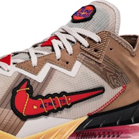 太空大灌篮 x 耐克 LeBron 18 Low EP '威利与火箭鸟' CV7564-401 1