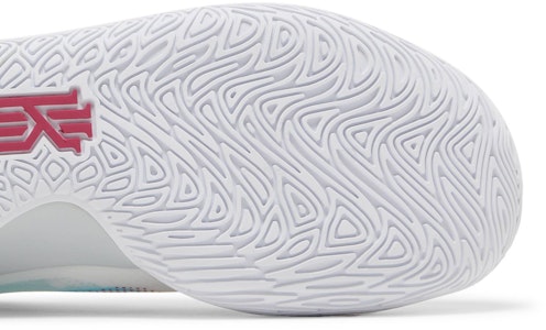 Nike Kyrie Flytrap 5 'Un Mundo, Una Gente' CZ4100-102 Purchase Nike Kyrie Flytrap 5 'Un Mundo, Una Gente' CZ4100-102